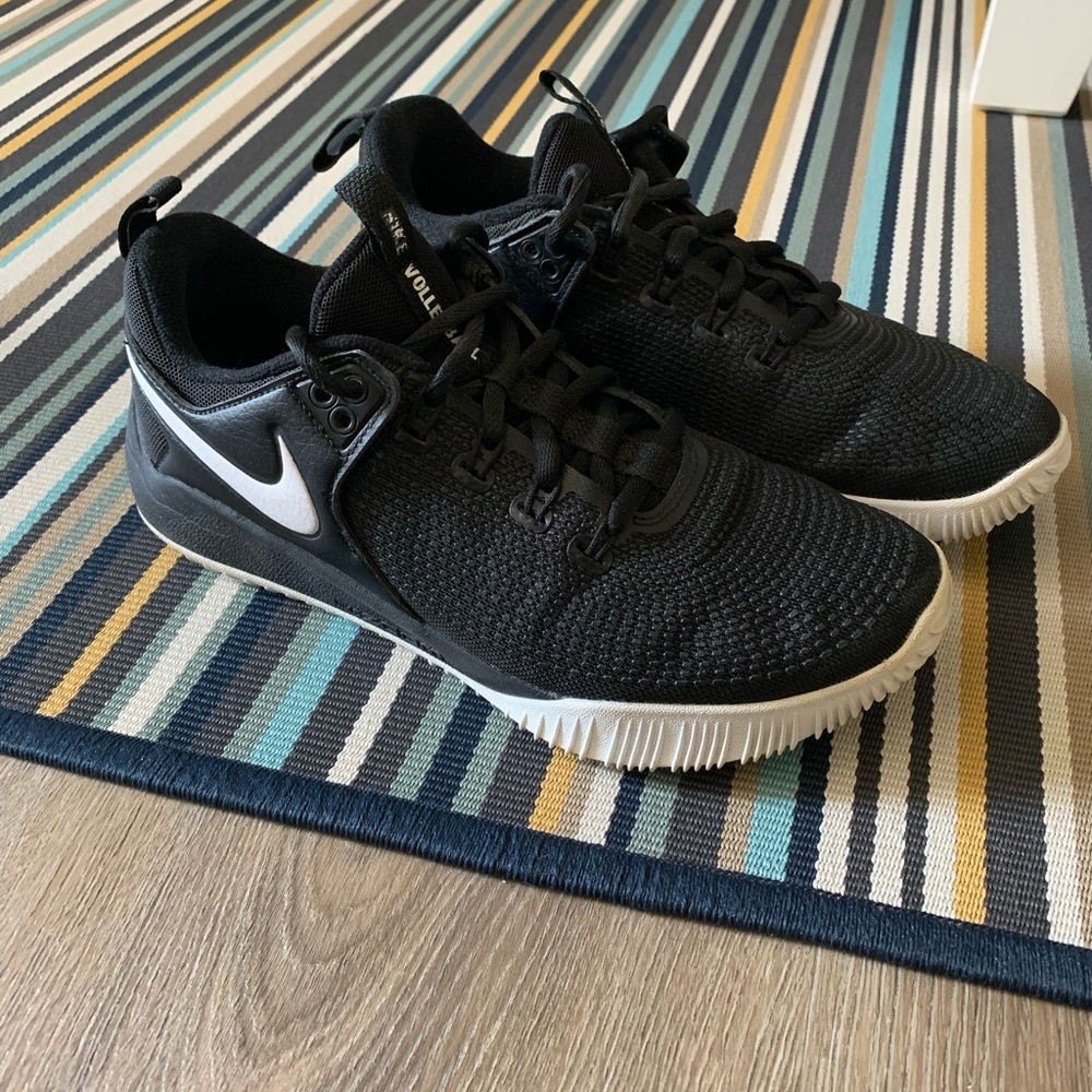 NIKE Hyperace 2 Volleyball Shoes